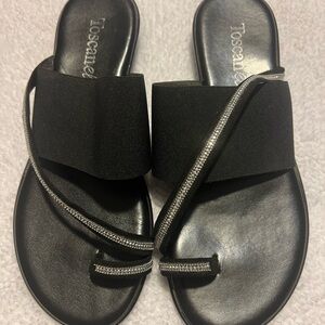 Toscana Women's Black Sandals with Silver Detailing